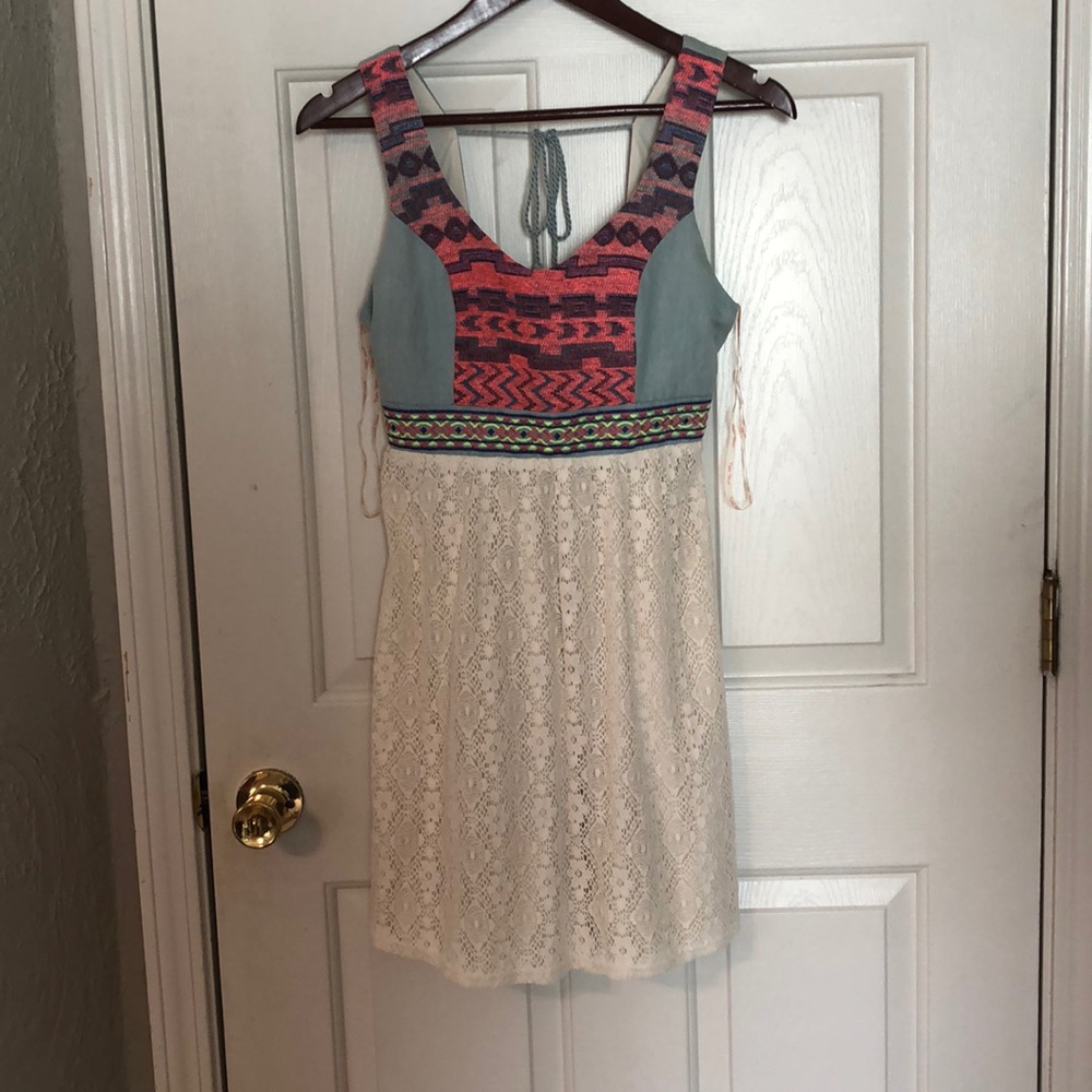 New Small Aztec print dress